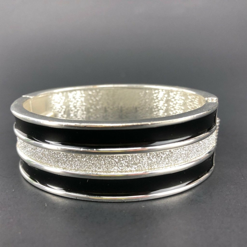 Dana Buchman Bracelet Silver Tone Black Enamel Glitter 1459 16$
